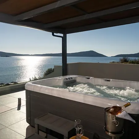 Zoe Seaside 4* Gialova