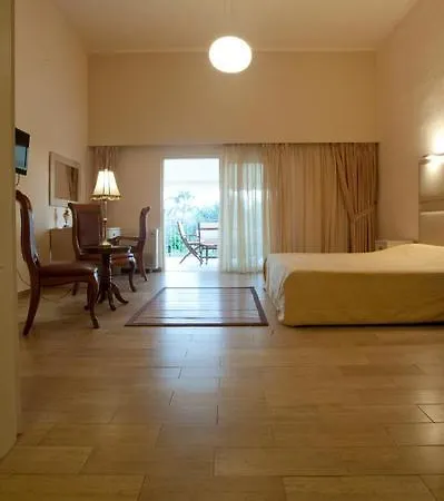 Zoe Seaside 4* Gialova