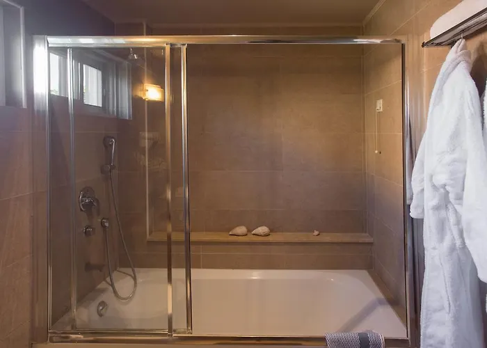 Zoe Seaside Szálloda 4*