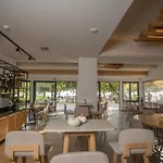 Zoe Seaside 4* גיאלובה