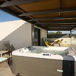 Zoe Seaside 4*