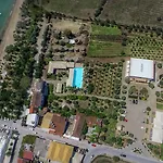 מלון Zoe Seaside 4*