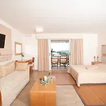 Zoe Seaside 4*