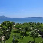 Zoe Seaside מלון גיאלובה