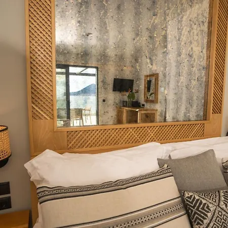 Hotel Zoe Seaside 4*