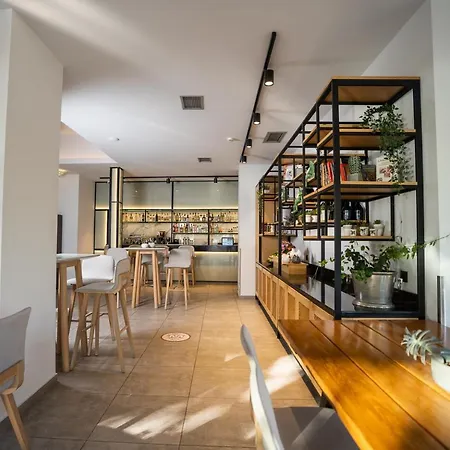 Ξενοδοχείο Zoe Seaside 4*