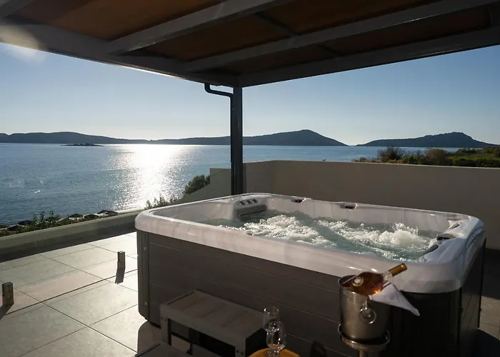 Zoe Seaside 4* Gialova