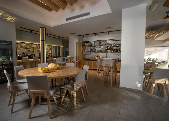 Zoe Seaside 4* Gialova