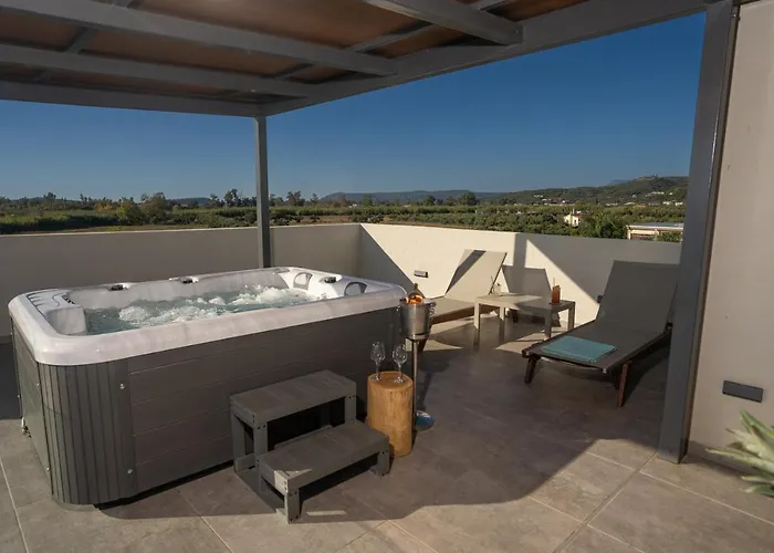 Zoe Seaside Hotel 4*